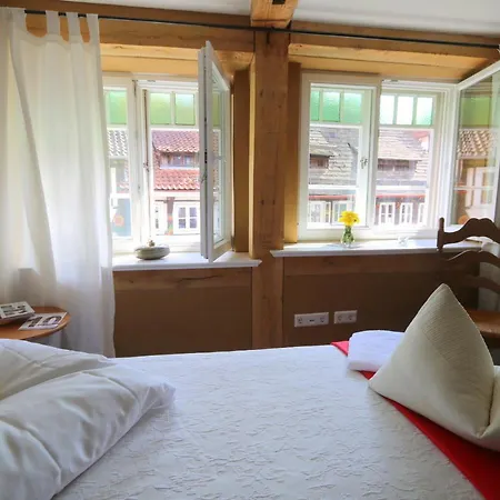 Guest house Fachwerk-kultur-pension Tangobruecke