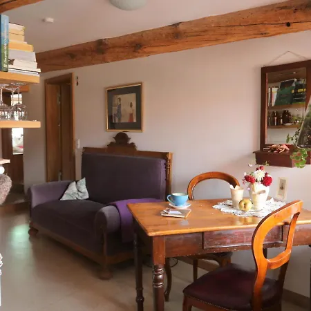 Fachwerk-kultur-pension Tangobruecke איינבק